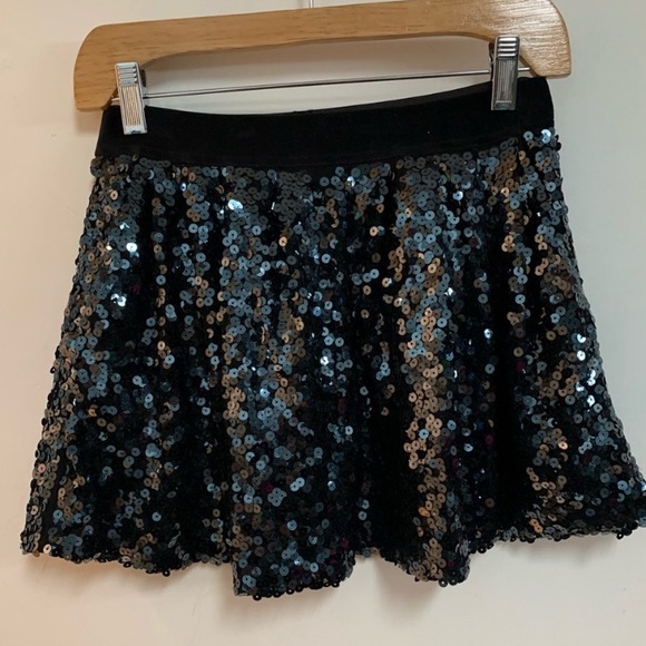 Juicy Couture Mommy & Me Matching set - Picture 4 of 9